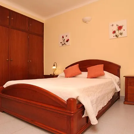 Holiday home Nina *