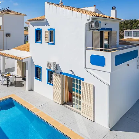 Nina Holiday home